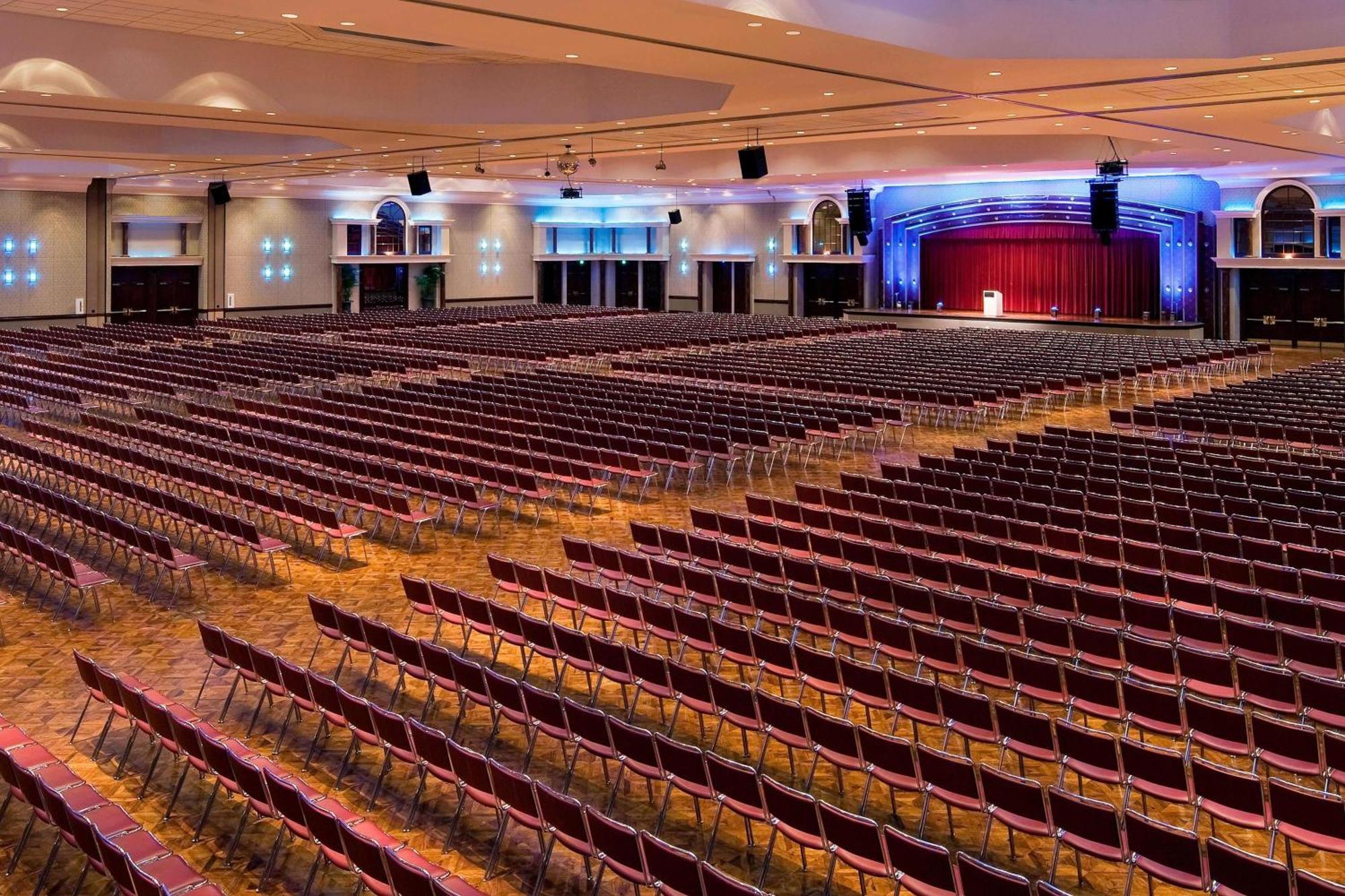 Sheraton Hotel 3*